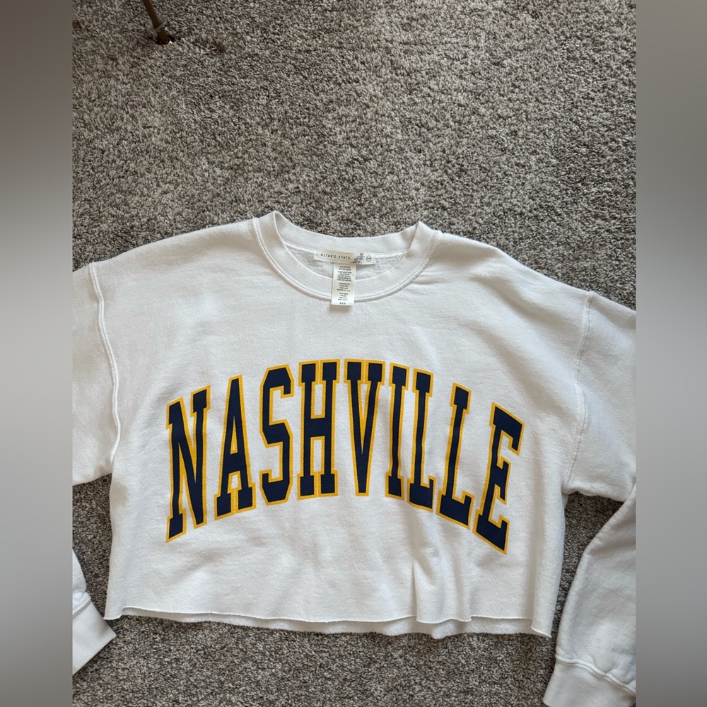Altar'd State Cream Nashville Cropped Crewneck